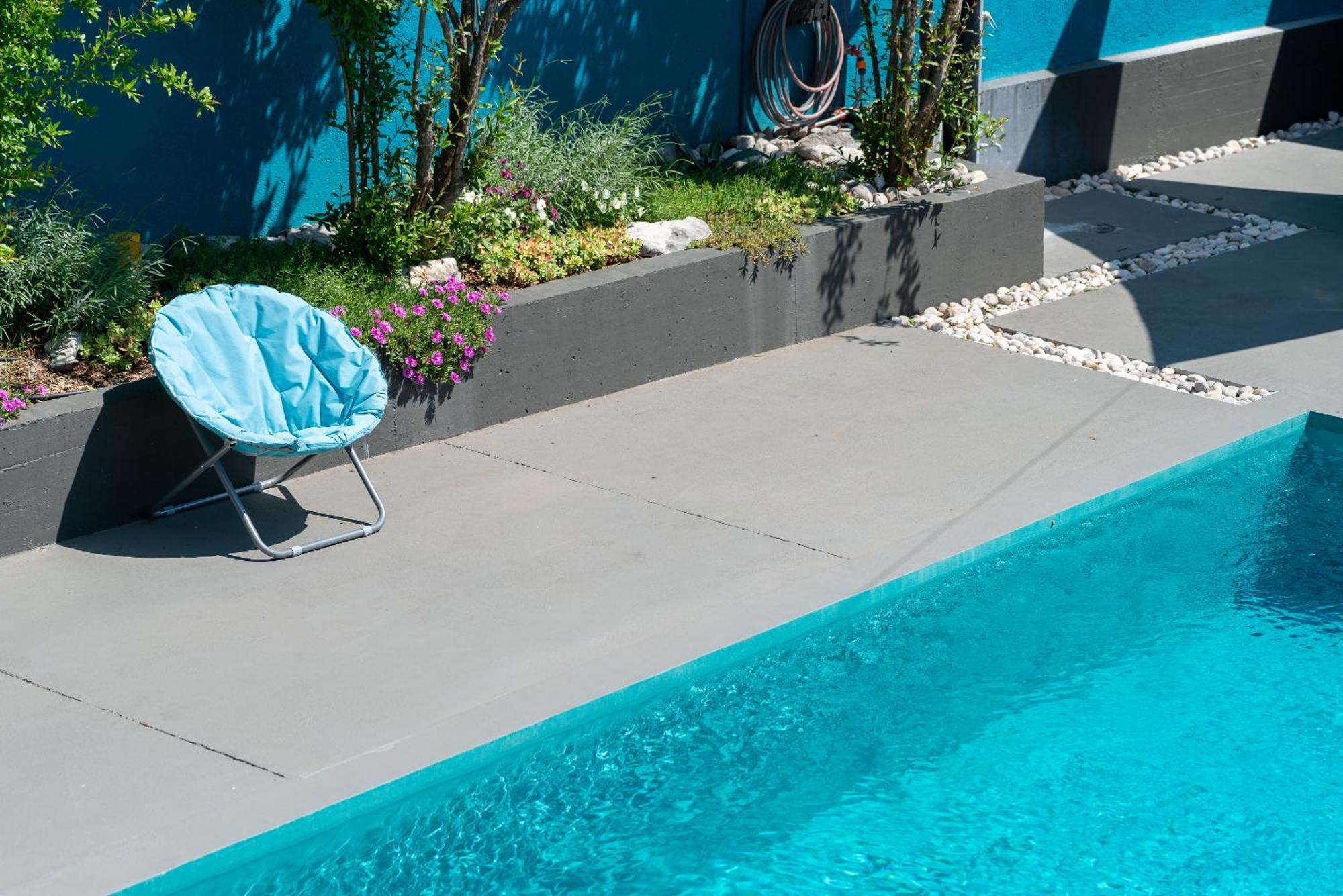 Pure Sky Apartments - With Pool モスタル エクステリア 写真